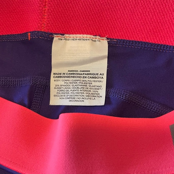 Nike Pros - Picture 6 of 7